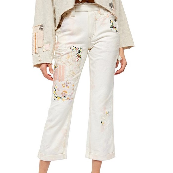 Free People Love Alive Boyfriend Jeans - Picture 1 of 5